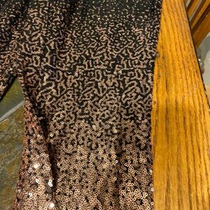 Venus size 6 new never worn ombré black/rose gold sequin pants.